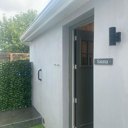 Roundstone Retreats Quayside Luxury Apt Exteriör bild