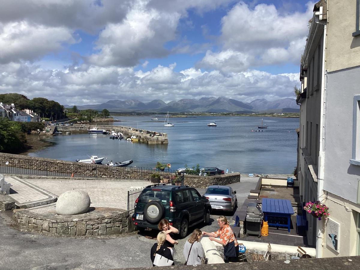 Roundstone Retreats Quayside Luxury Apt Exteriör bild