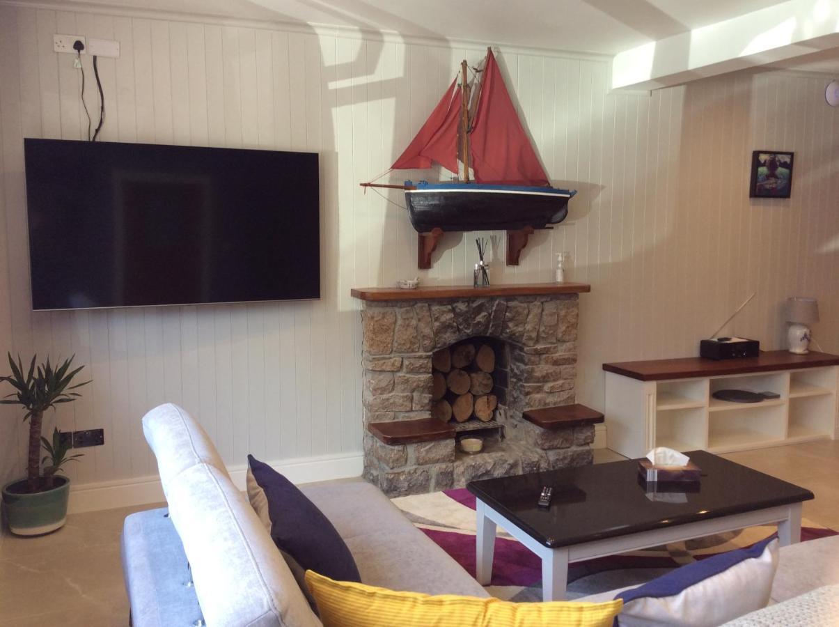 Roundstone Retreats Quayside Luxury Apt Exteriör bild